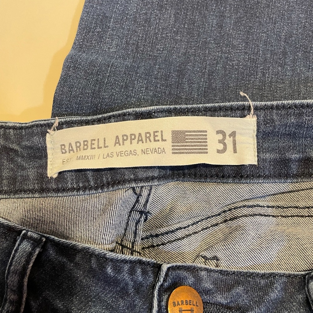 Barbell Apparel
Size 31
Straight